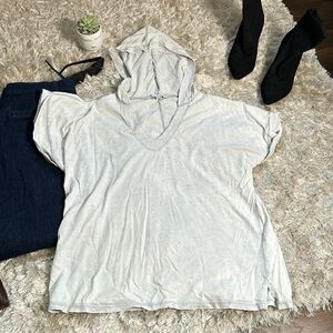 EUC Tempo Paris Light Blue Acid Wash Short Sleeve Hooded Shirt 100% Cotton M